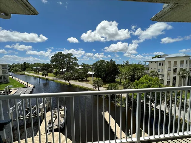 $309,900 | 54 Southeast Se 910 Avenue, Unit 210, Old Town, FL 32680