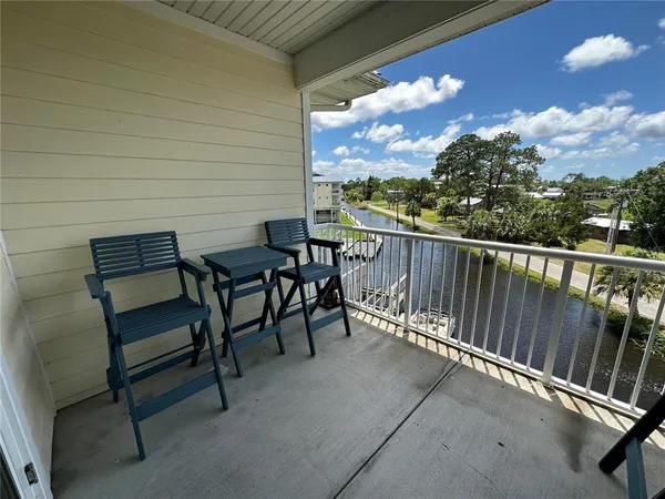 $308,900 | 54 Southeast Se 910 Avenue, Unit 210, Old Town, FL 32680