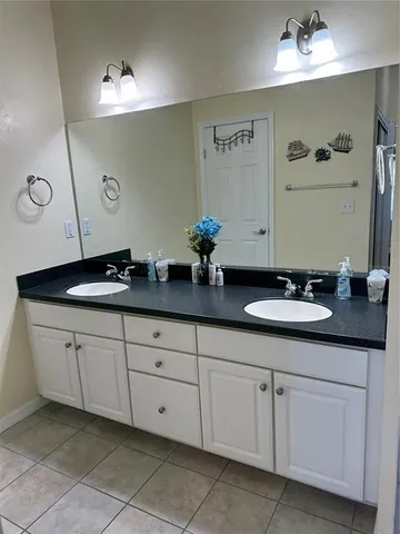 $309,900 | 54 Southeast Se 910 Avenue, Unit 210, Old Town, FL 32680