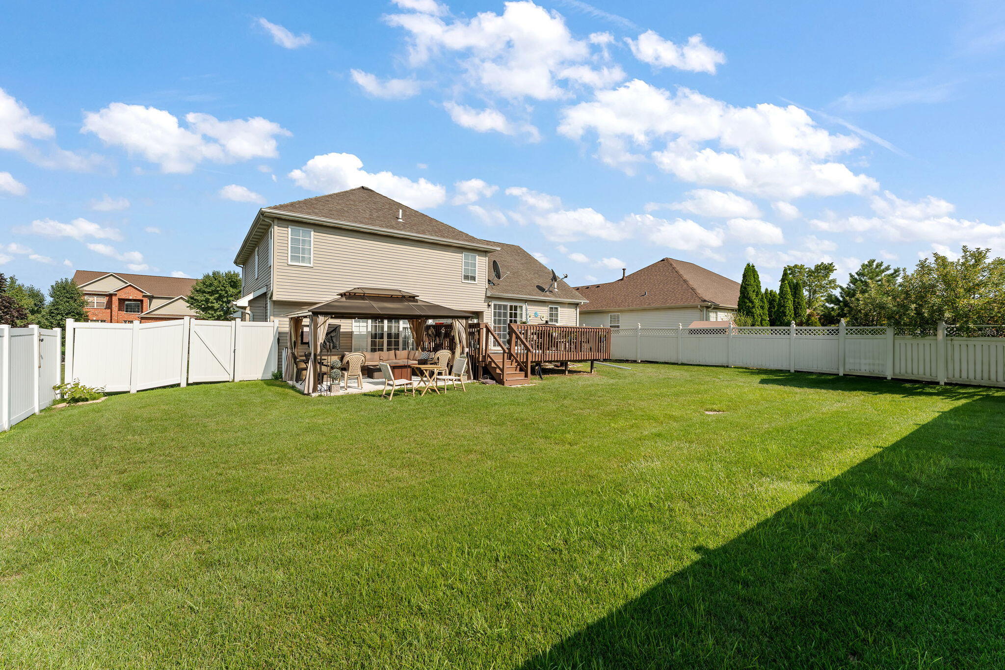10456 Pinnacle Street Crown Point, IN 46307 - Photo 30 of 35 2048x1365