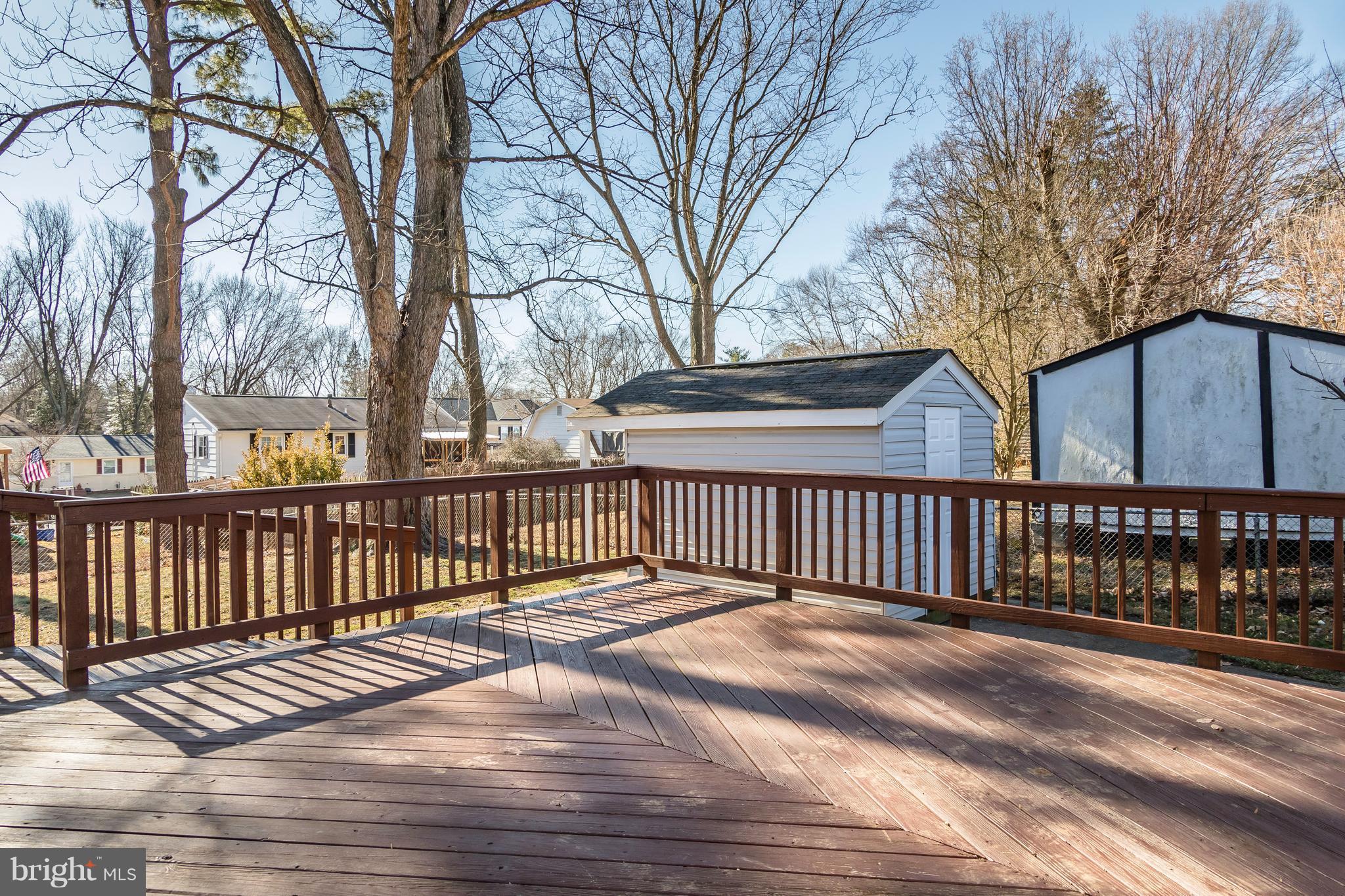 4141 Granby Road Woodbridge, VA 22193 - Photo 22 of 30 a view of a wooden roof deck