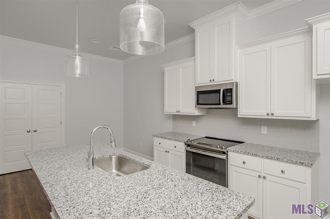 1413 Partierre Lane Baton Rouge, LA 70820 - Photo 4 of 21 Gallery Image 4