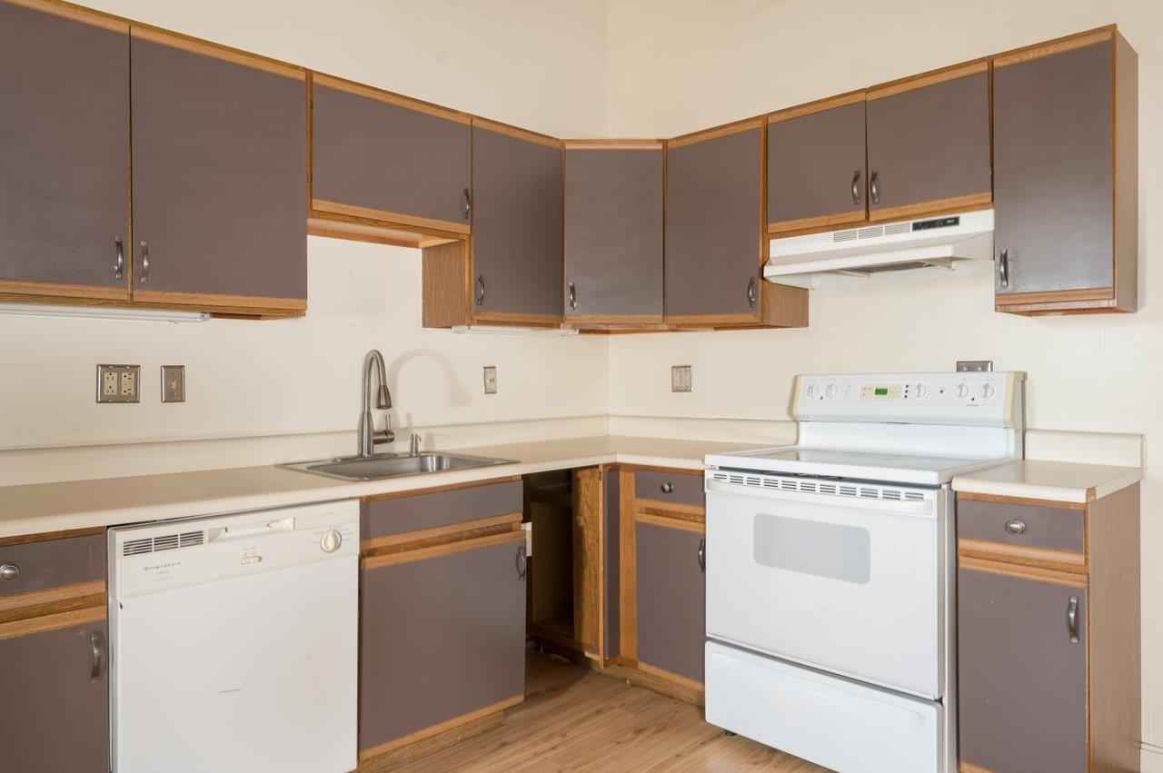 156 Front Street Exeter, NH 03833 - Photo 4 of 28