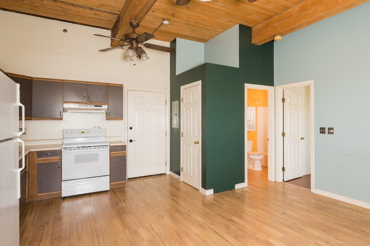 156 Front Street Exeter, NH 03833 - Photo 10 of 28