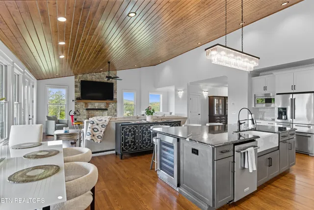 $1,499,900 | 3239 Highway 61, Andersonville, TN 37705