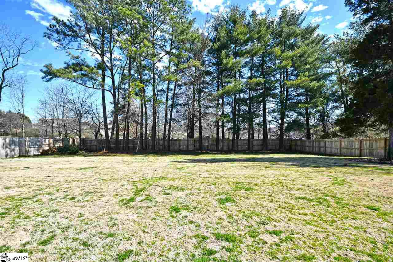 17 Bell Road Greenville, SC 29607 - Photo 5 of 36 Gallery Image 5