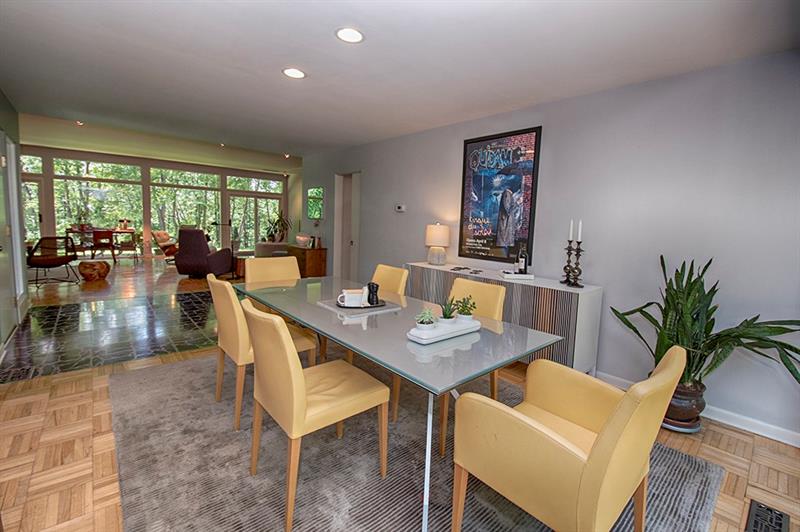 500 Fairview Road Pittsburgh, PA 15238 - Photo 6 of 19 Large Dining Room for entertainment.