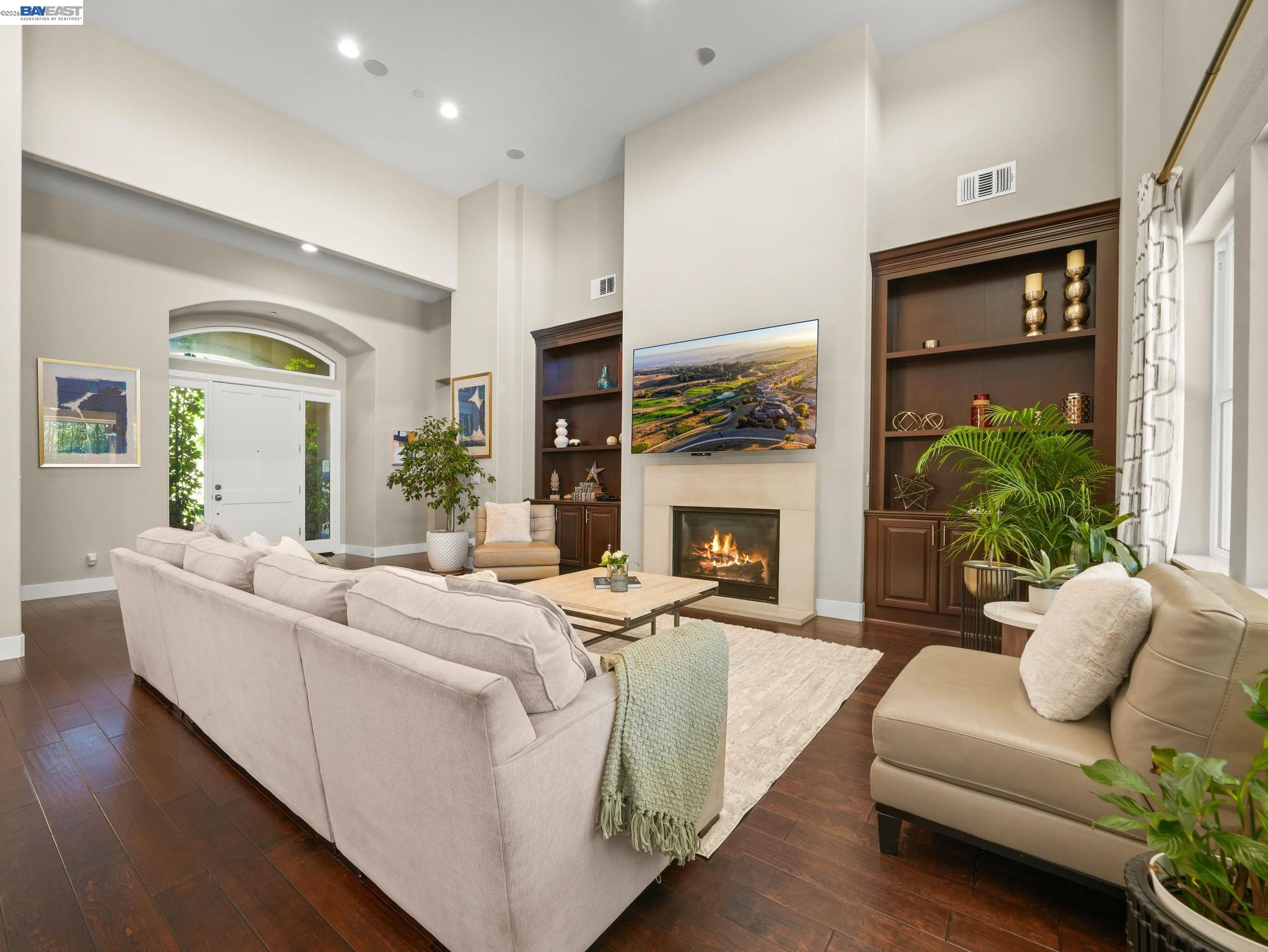 65 Stonebrae Road Hayward, CA 94542 - Photo 17 of 99 Gallery Image 17