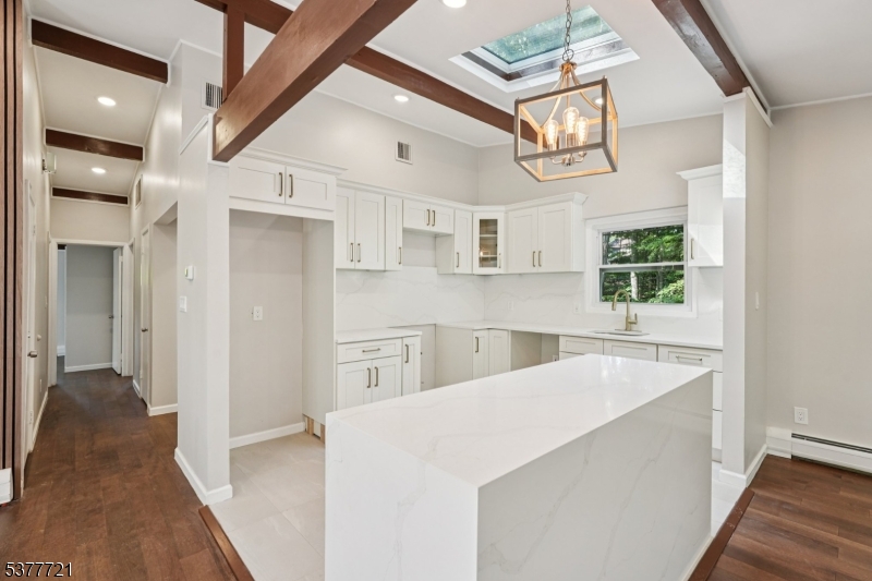 711 Indian Road Wayne, NJ 07470 - Photo 14 of 37