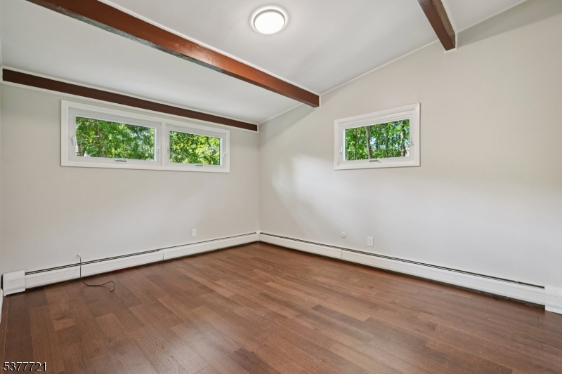 711 Indian Road Wayne, NJ 07470 - Photo 16 of 37