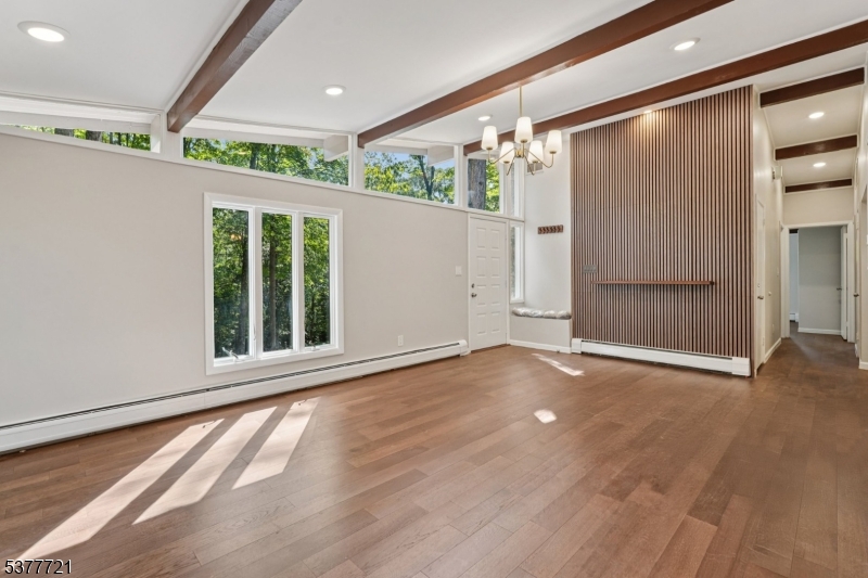 711 Indian Road Wayne, NJ 07470 - Photo 2 of 37