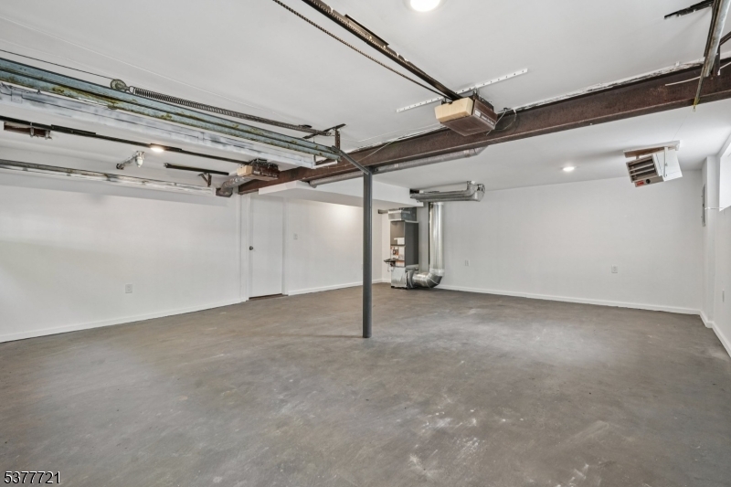 711 Indian Road Wayne, NJ 07470 - Photo 34 of 37