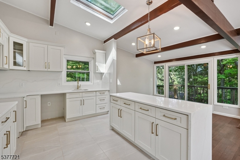 711 Indian Road Wayne, NJ 07470 - Photo 10 of 37