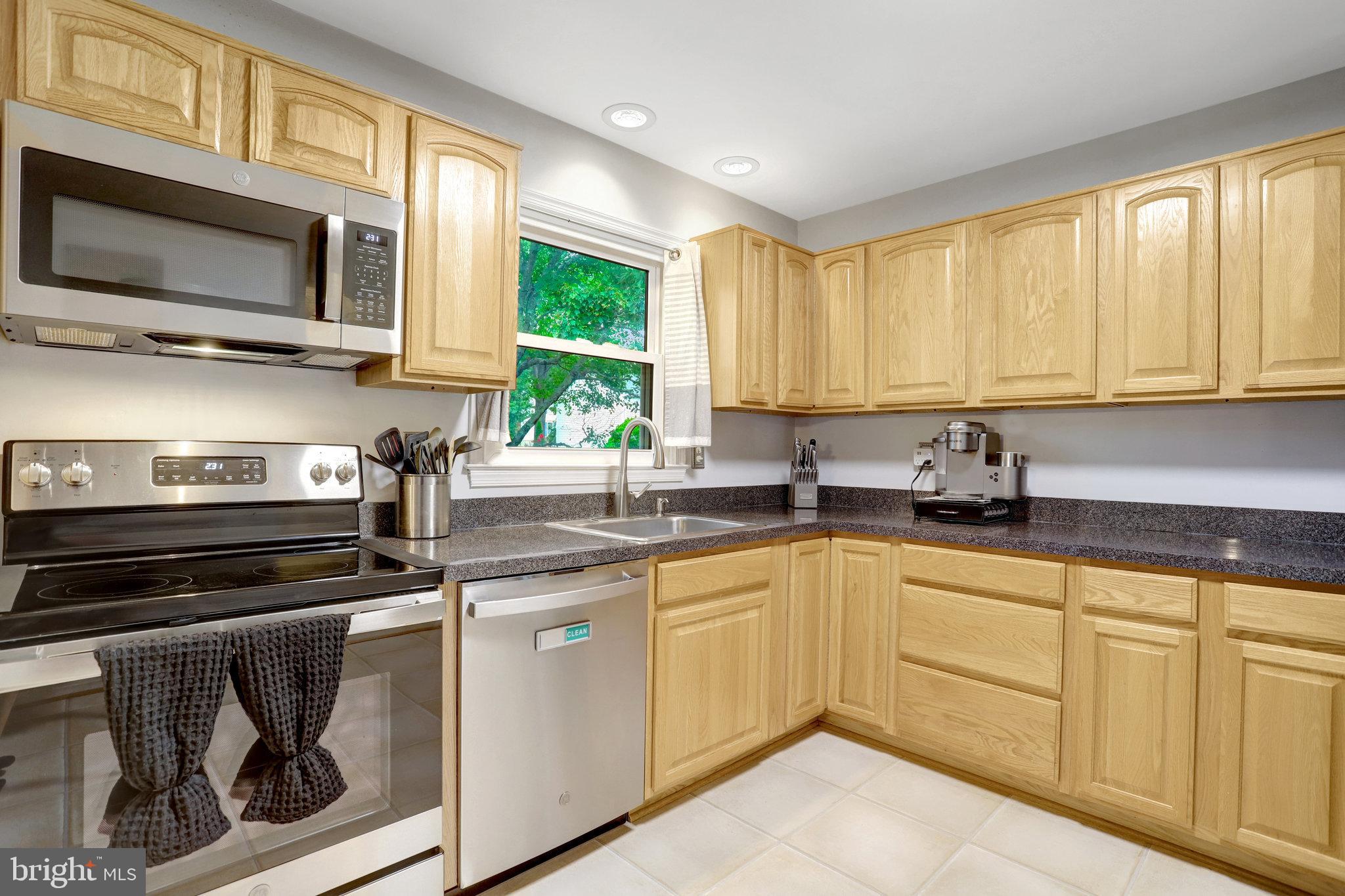 4518 Flintstone Road Alexandria, VA 22306 - Photo 19 of 62