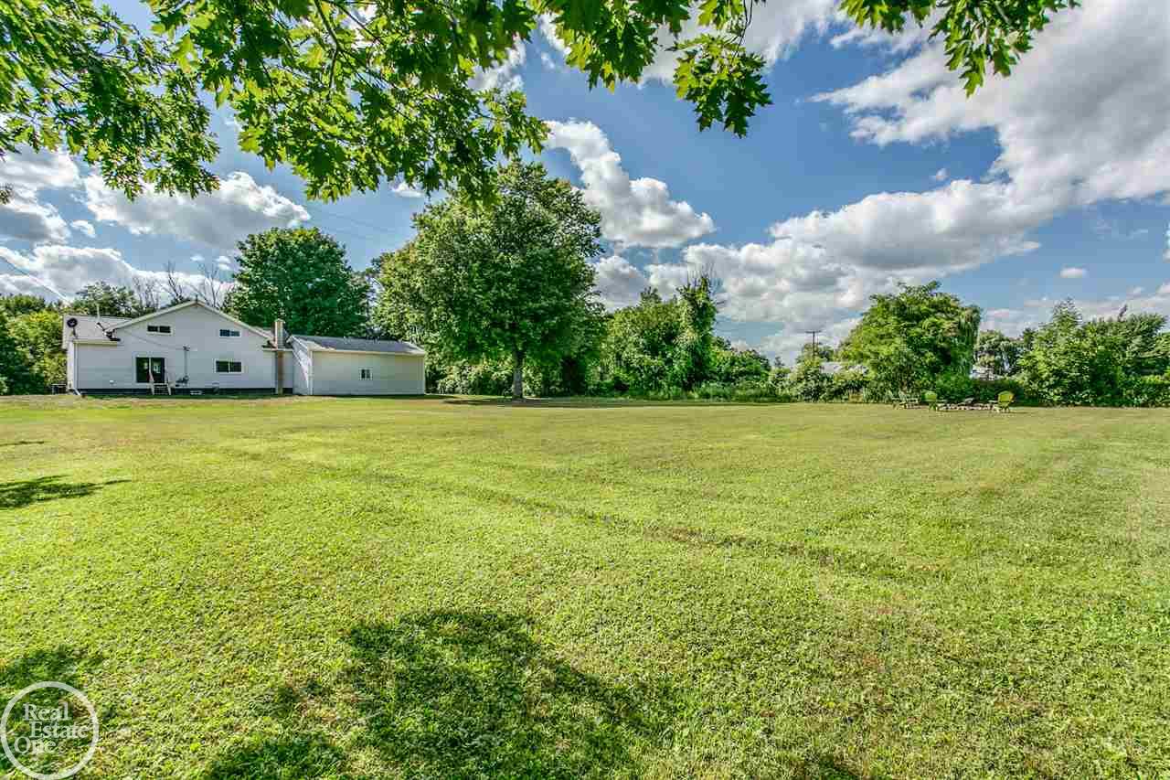 7008 Kilburn Road Jeddo, MI 48032 - Photo 8 of 31
