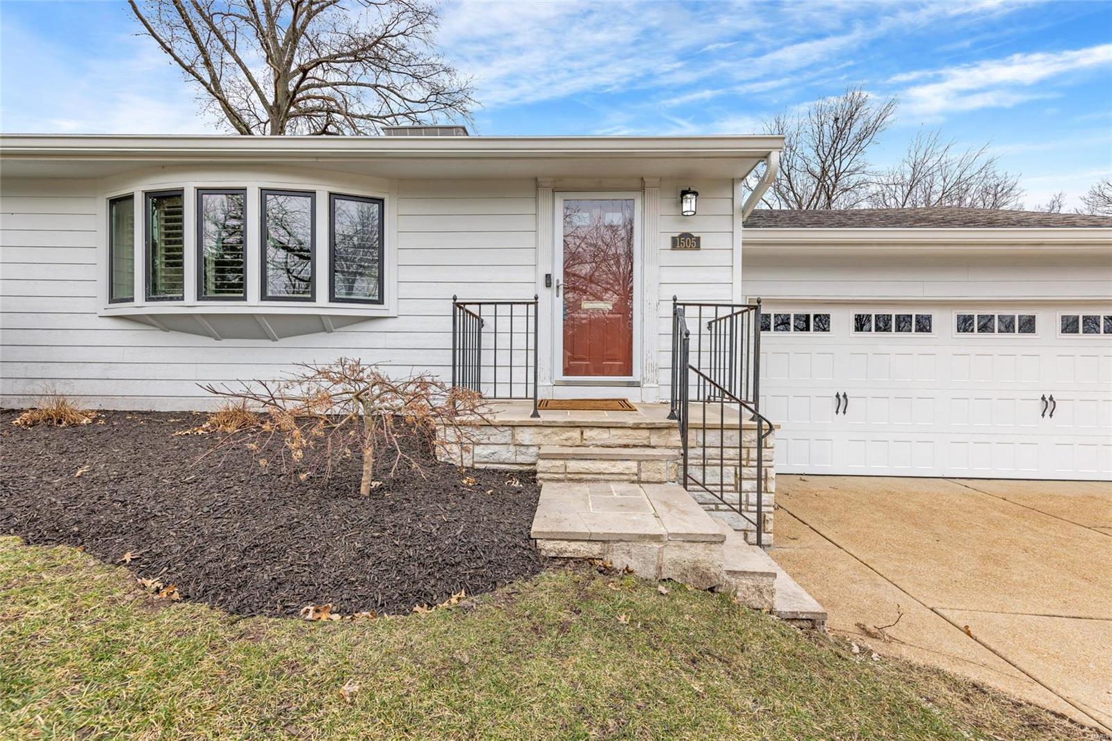 1505 Bridle Road St. Louis, MO 63119 - Photo 2 of 40 Gallery Image 2