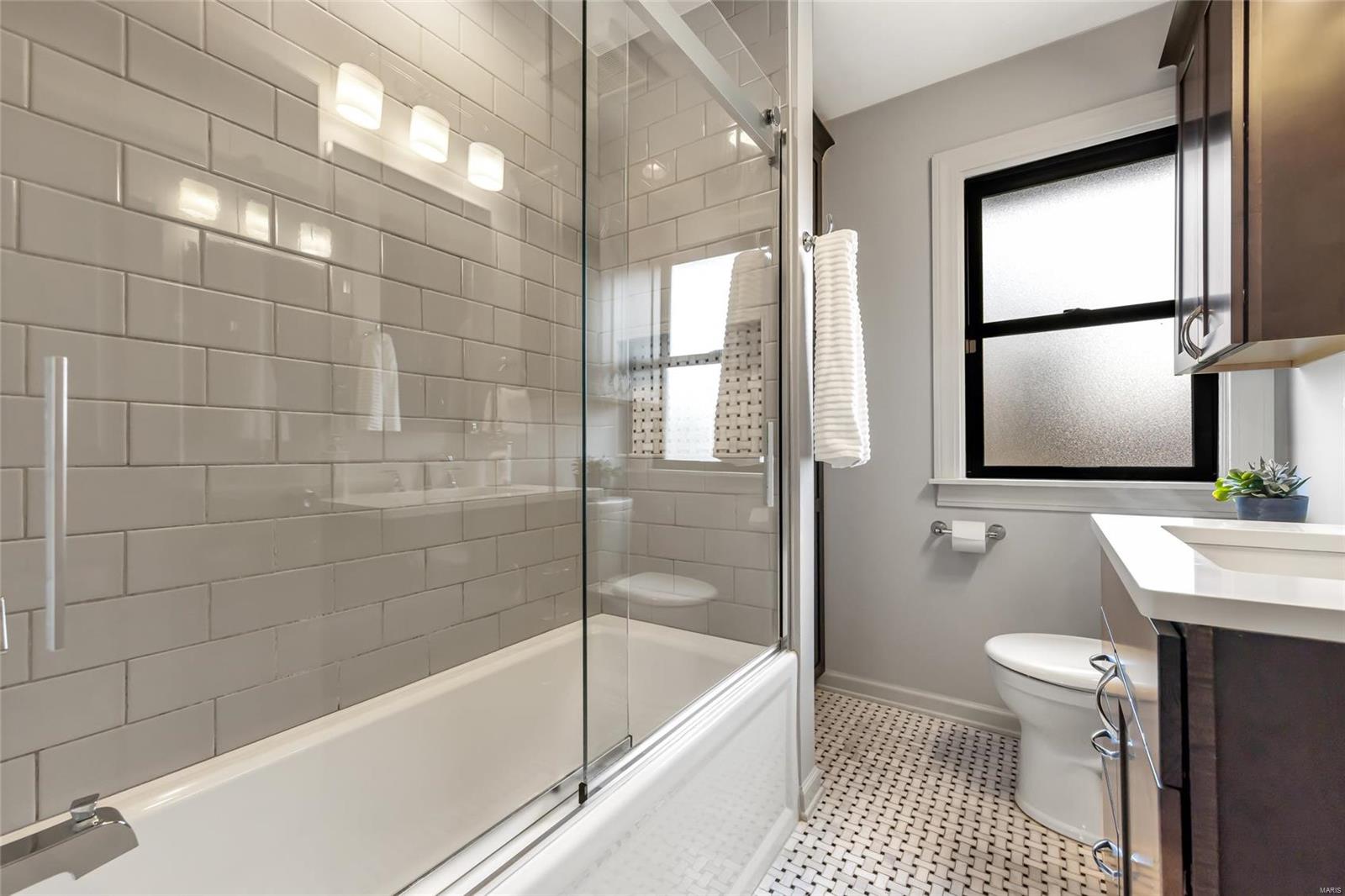 1505 Bridle Road St. Louis, MO 63119 - Photo 25 of 40 Gallery Image 25