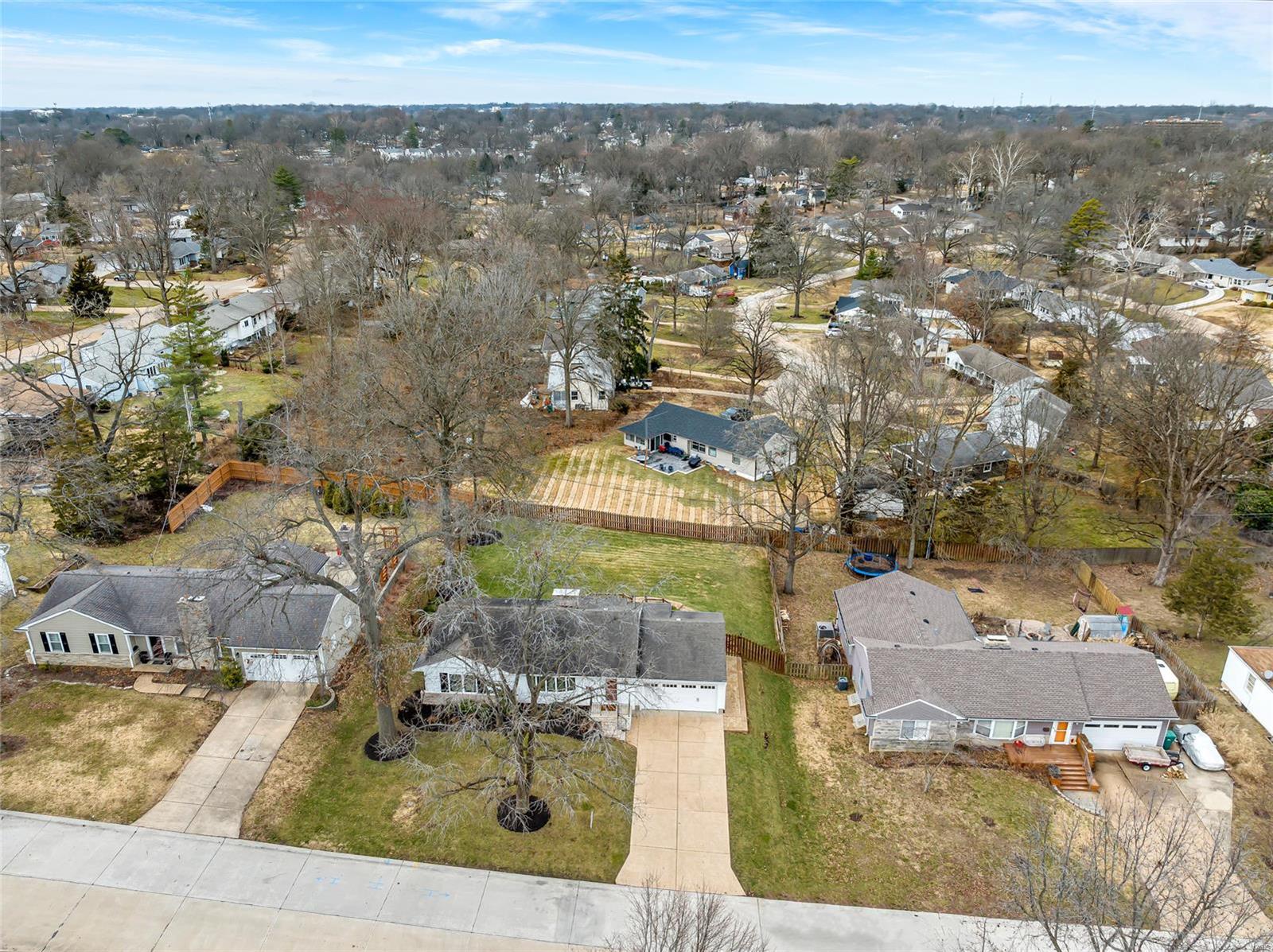 1505 Bridle Road St. Louis, MO 63119 - Photo 8 of 40 Gallery Image 8