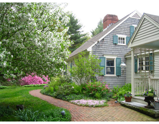 25 Hillside Road Lincoln, MA 01773 - Photo 1 of 1