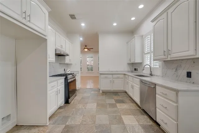 $5,500 | 3207 Cole Avenue, Unit A, Dallas, TX 75204