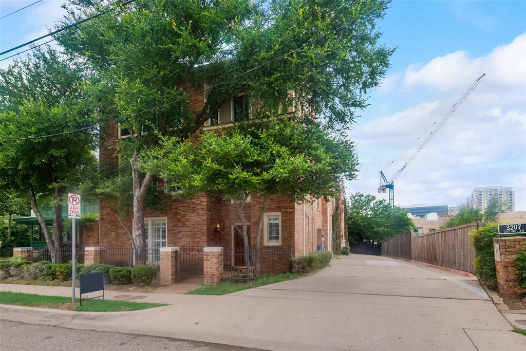 3207 Cole Avenue, Unit A Dallas, TX 75204 - Photo 29 of 31