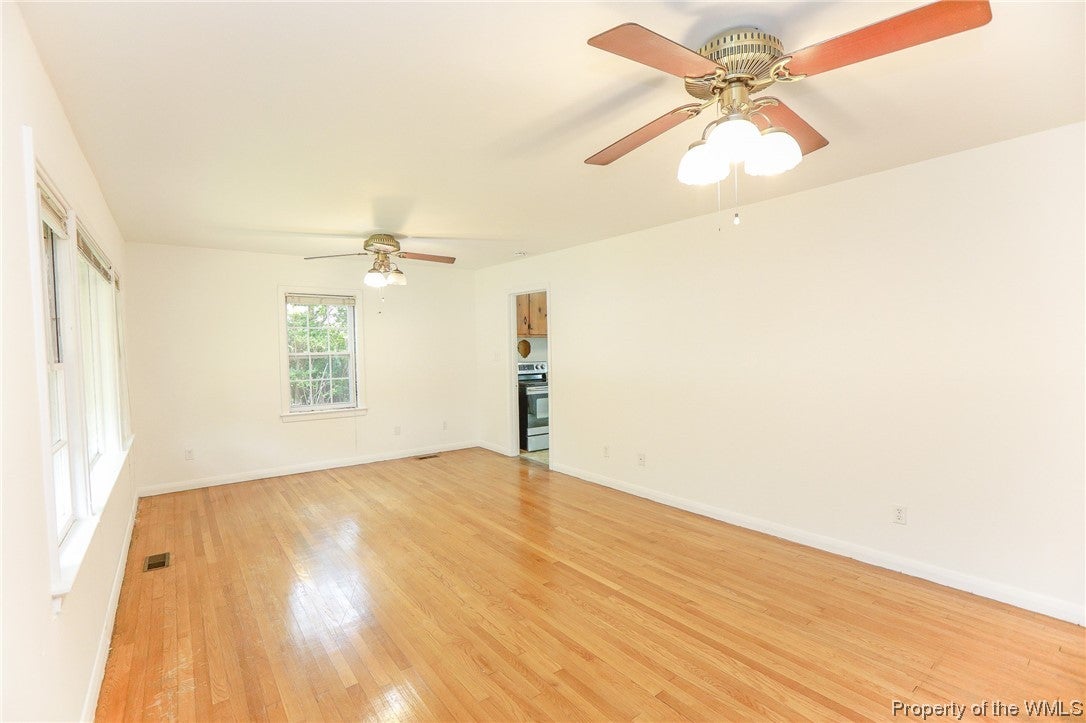 34 Rugby Road Newport News, VA 23606 - Photo 7 of 29 Gallery Image 7
