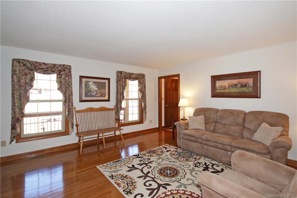 181 Ashbrook Road Statesville, NC 28677 - Photo 3 of 24 Gallery Image 3