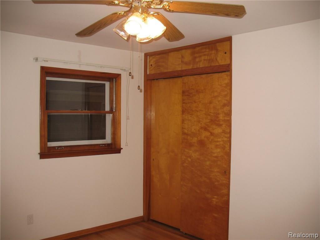 9830 Reeck Road Allen Park, MI 48101 - Photo 17 of 25 IMG_4968.JPG