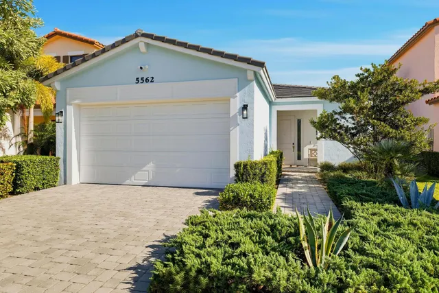 $599,900 | 5562 Starfish Road, The Acreage, FL 33470