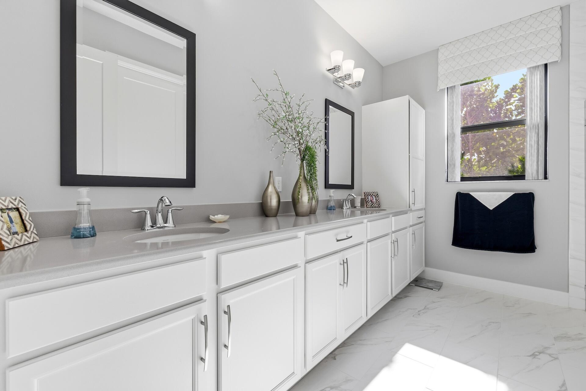 5562 Starfish Road The Acreage, FL 33470 - Photo 13 of 36 0H8A1257