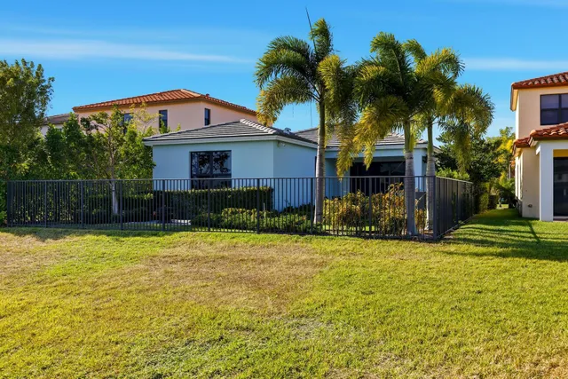 $599,900 | 5562 Starfish Road, The Acreage, FL 33470