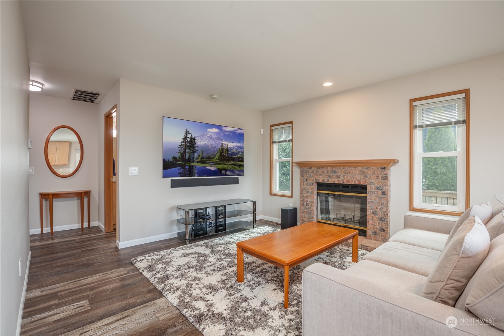 606 South 32nd Place Renton, WA 98055 - Photo 8 of 28 Gallery Image 8