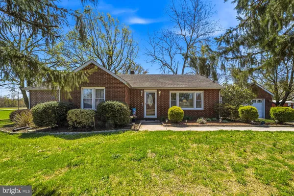 $395,000 | 185 North Pennsville Auburn Road, Carneys Point, NJ 08069