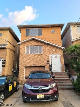 $2,300 | 619 Sussex Street, Harrison, NJ 07029