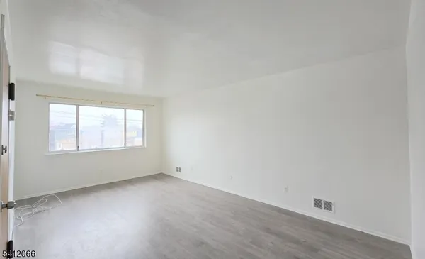 $2,300 | 619 Sussex Street, Harrison, NJ 07029