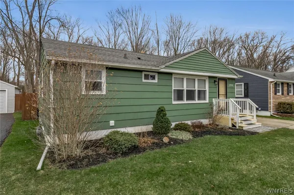 $249,900 | 394 Linwood Avenue, North Tonawanda, NY 14120