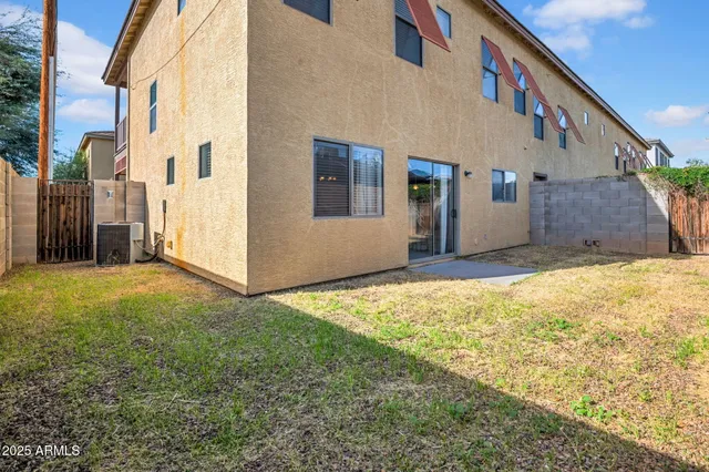 $495,000 | 2929 North 37th Street, Unit 10, Phoenix, AZ 85018