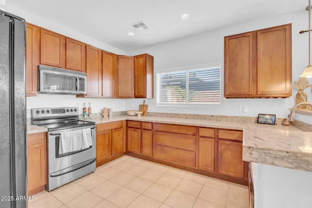 $495,000 | 2929 North 37th Street, Unit 10, Phoenix, AZ 85018