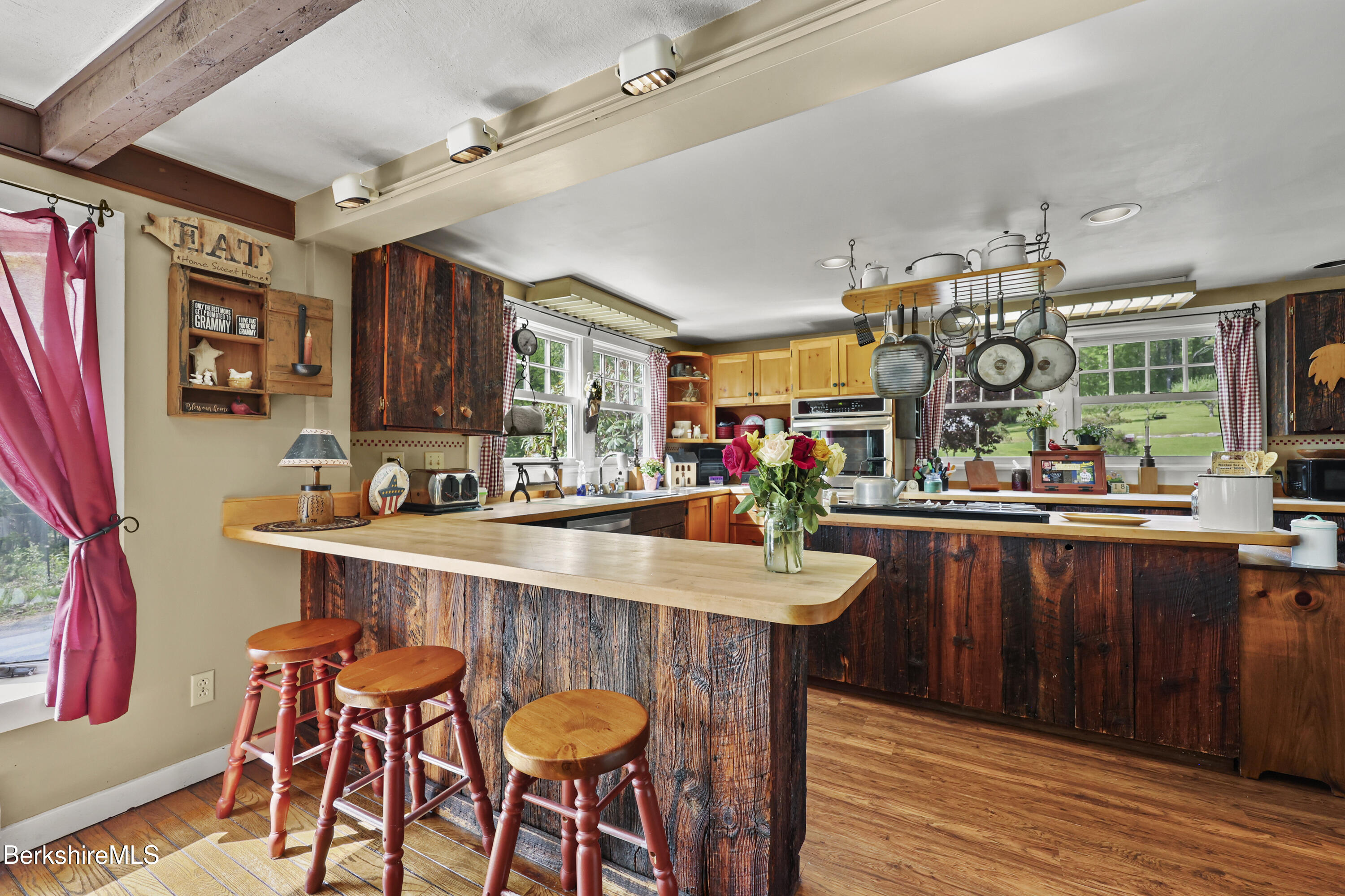 924 Henderson Road Williamstown, MA 01267 - Photo 16 of 51 Kitchen