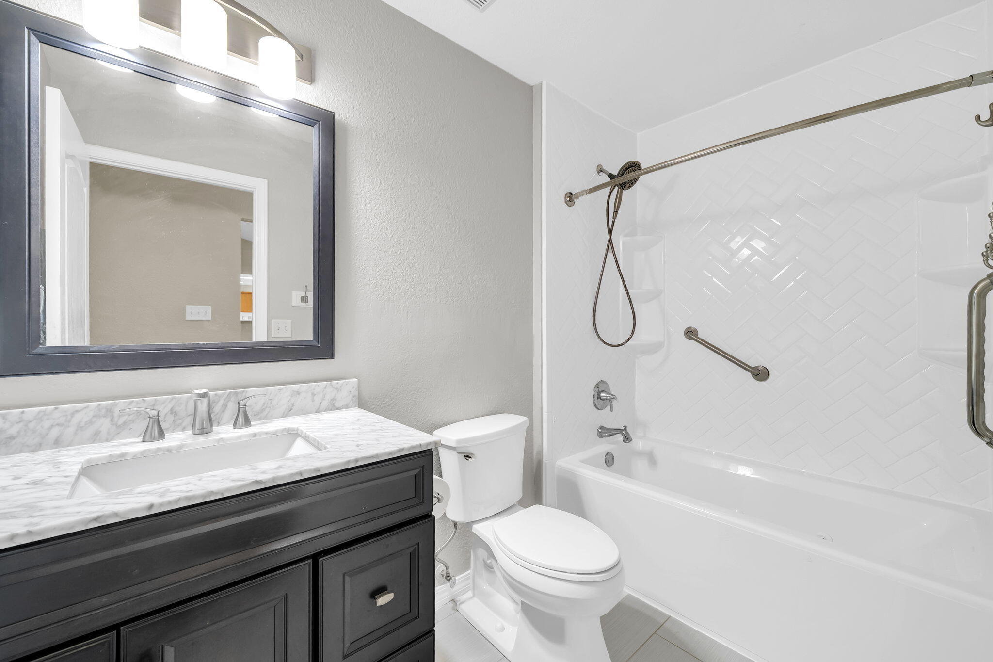 641 East Shipwreck Road Santa Rosa Beach, FL 32459 - Photo 33 of 71 Guest Bath
