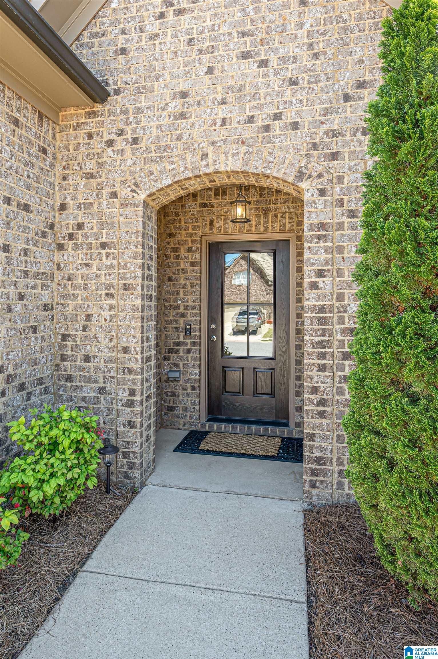 1040 Springfield Drive Chelsea, AL 35043 - Photo 2 of 46 Gallery Image 2