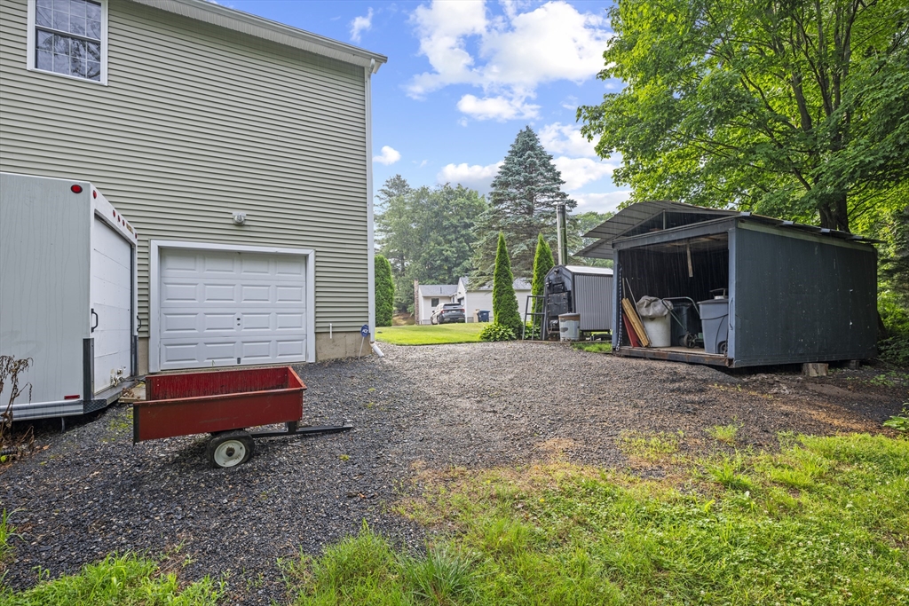 70 Ellis Road Southbridge, MA 01550 - Photo 34 of 41