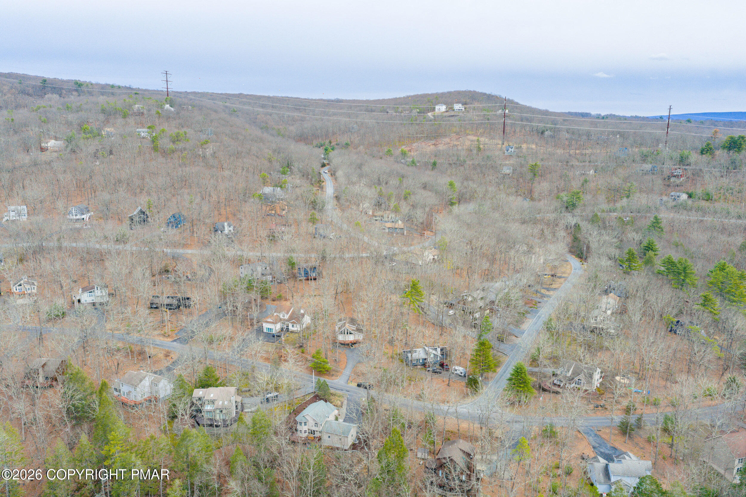 270 Manchester Drive Bushkill, PA 18324 - Photo 47 of 58 a view of city and mountain