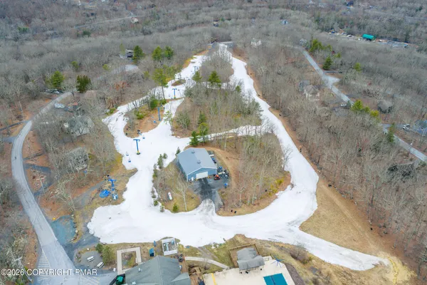 $250,000 | 270 Manchester Drive, Bushkill, PA 18324