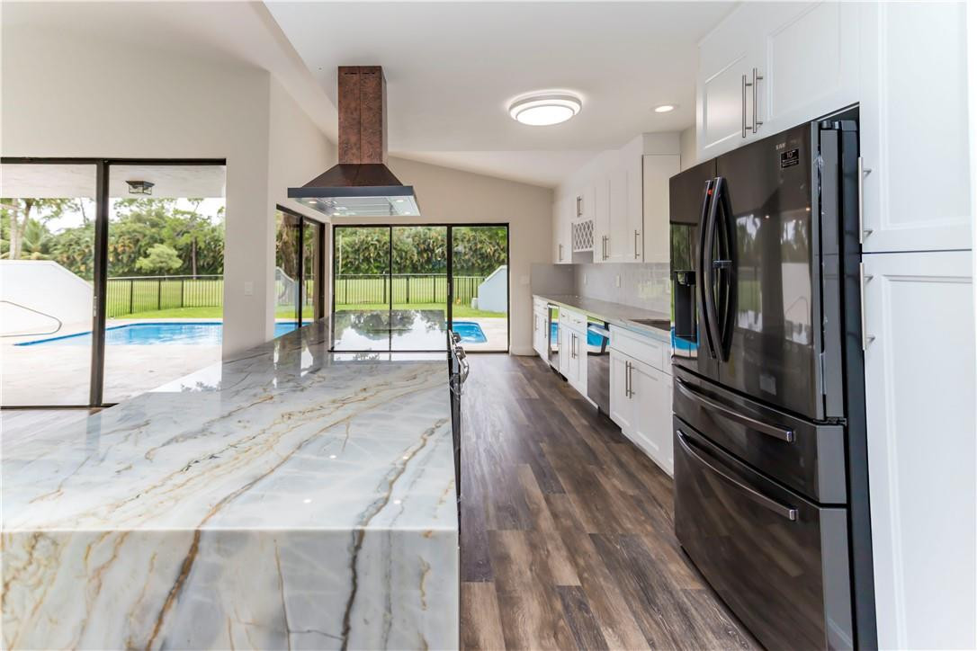 11135 Highland Circle Boca Raton, FL 33428 - Photo 4 of 24 Photo 4