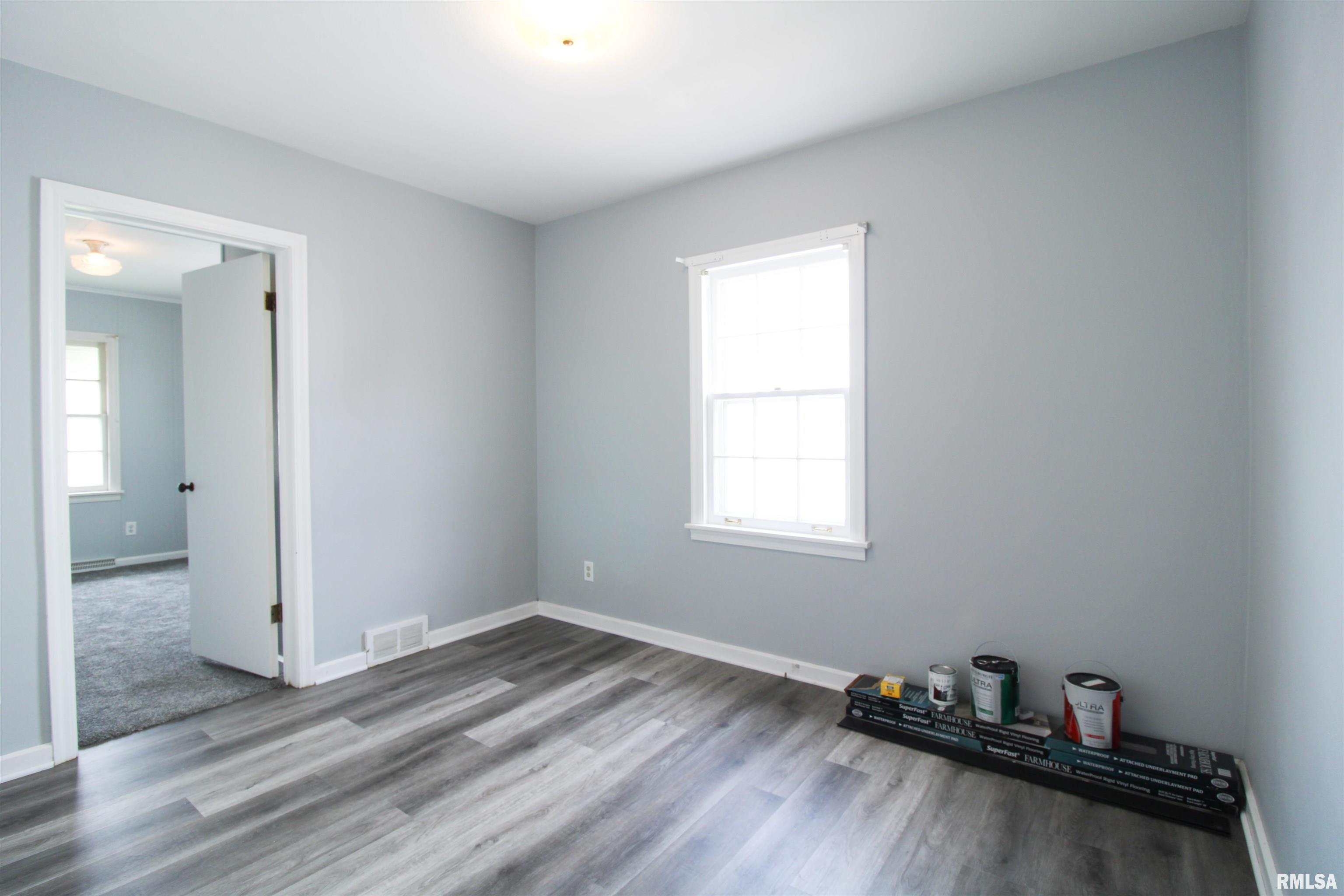 2033 Marland Street Springfield, IL 62702 - Photo 11 of 19