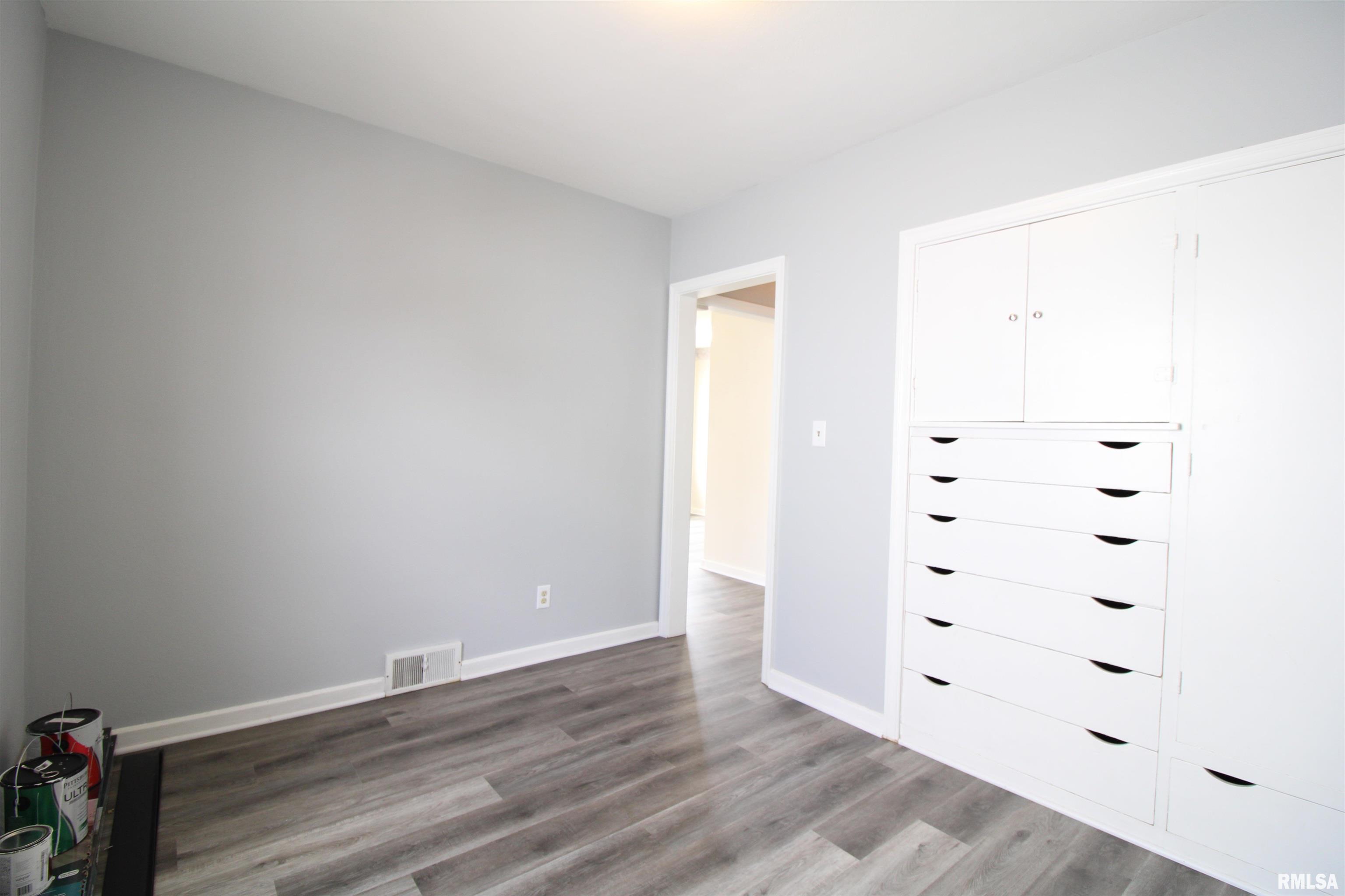 2033 Marland Street Springfield, IL 62702 - Photo 12 of 19