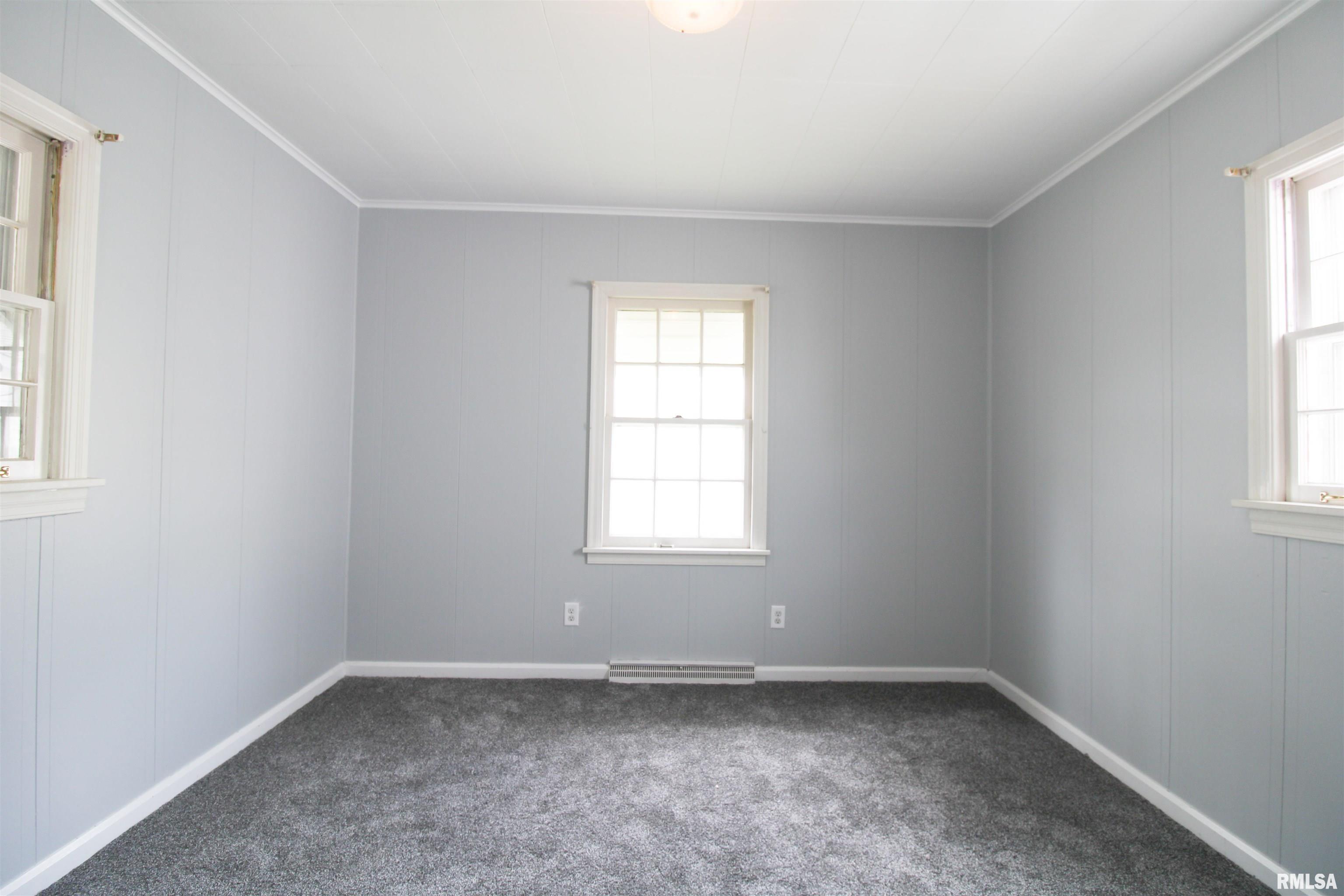 2033 Marland Street Springfield, IL 62702 - Photo 13 of 19