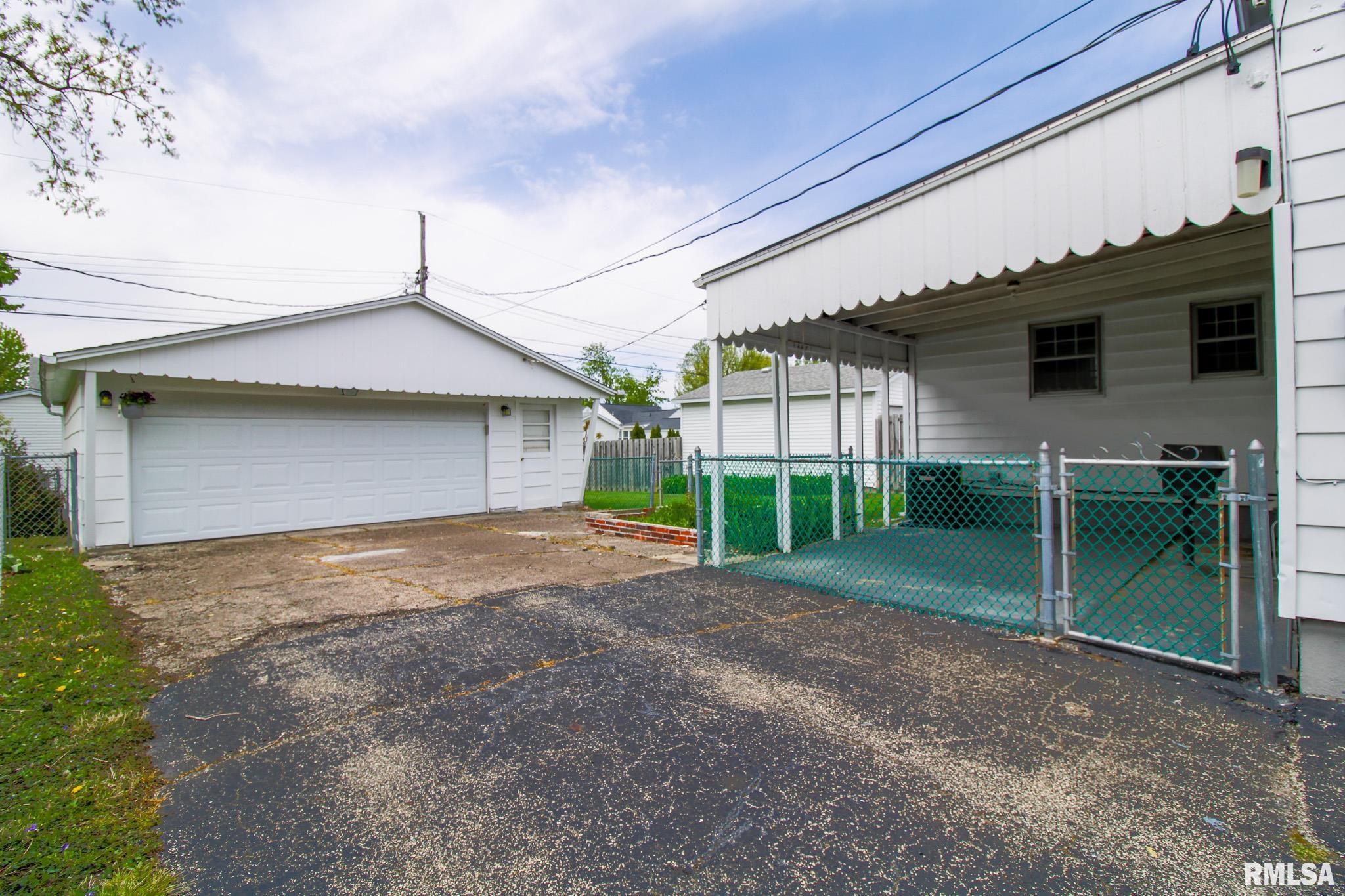 2033 Marland Street Springfield, IL 62702 - Photo 17 of 19