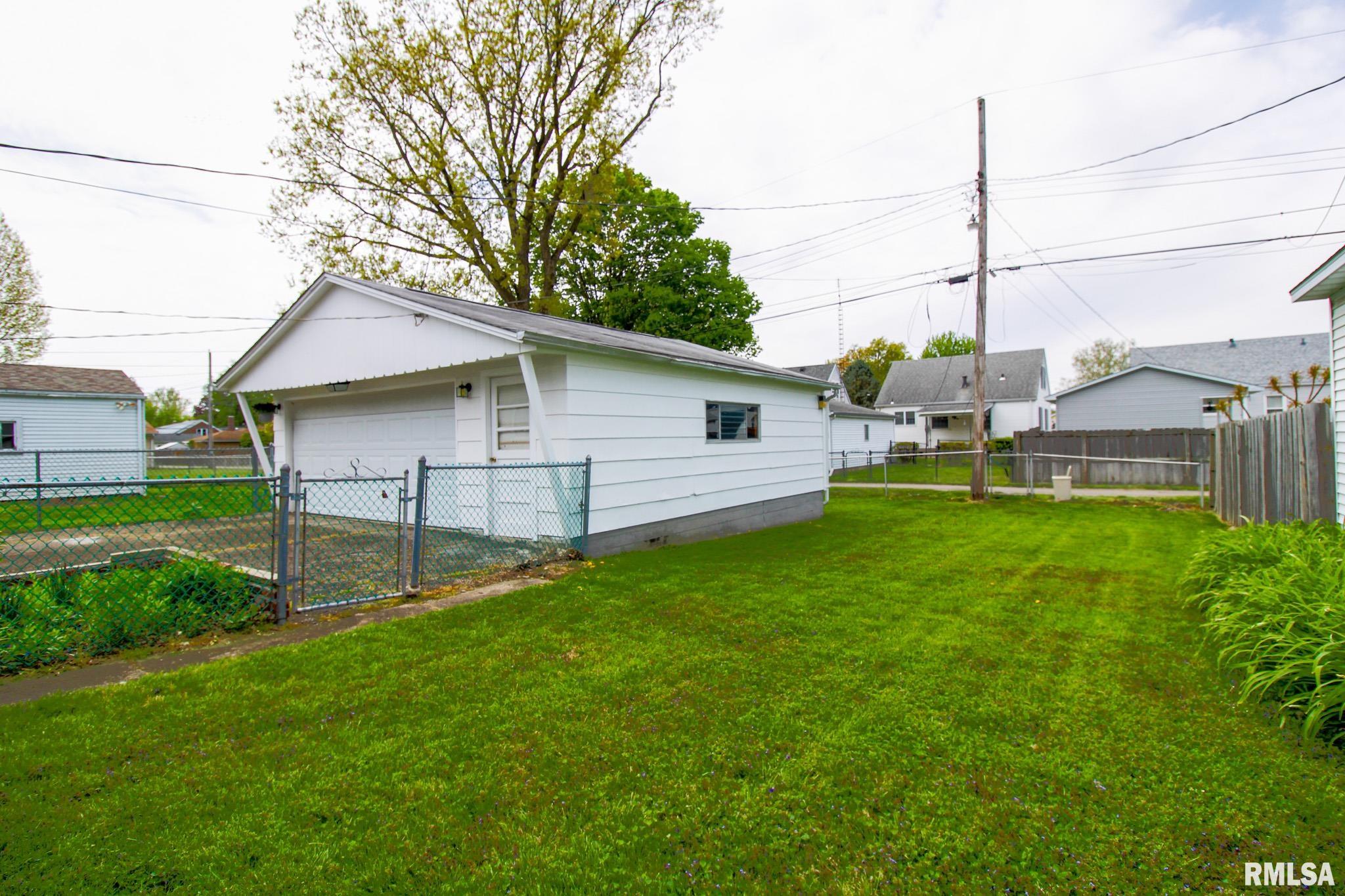 2033 Marland Street Springfield, IL 62702 - Photo 18 of 19